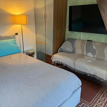 Casa 1855 'centro Citta' دومودوسولا